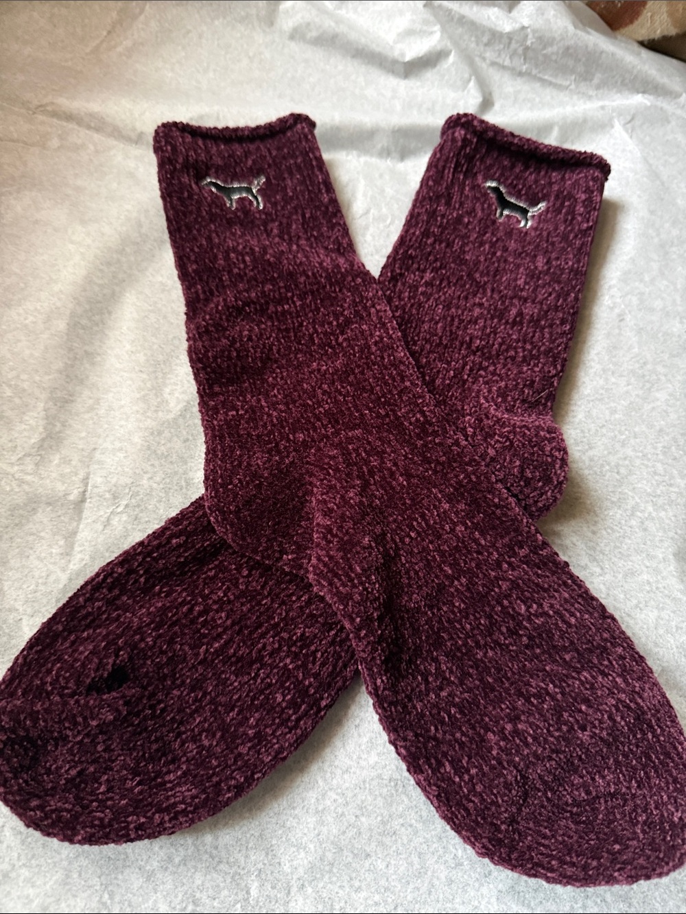 NWOT PINK Victoria's Secret Chenille Crew Socks in Burgundy. HTF.  Dog Logo.